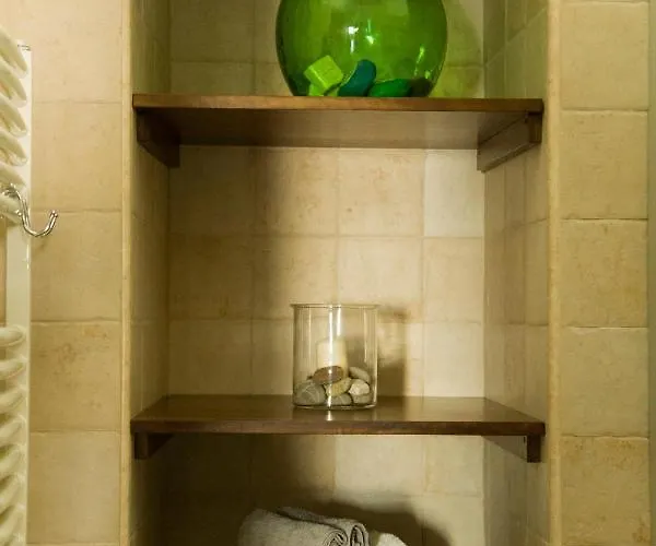 Acqua Cotta Oda ve Kahvaltı 4*